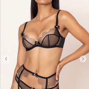 Lorna Plunge Bra and Suspender set